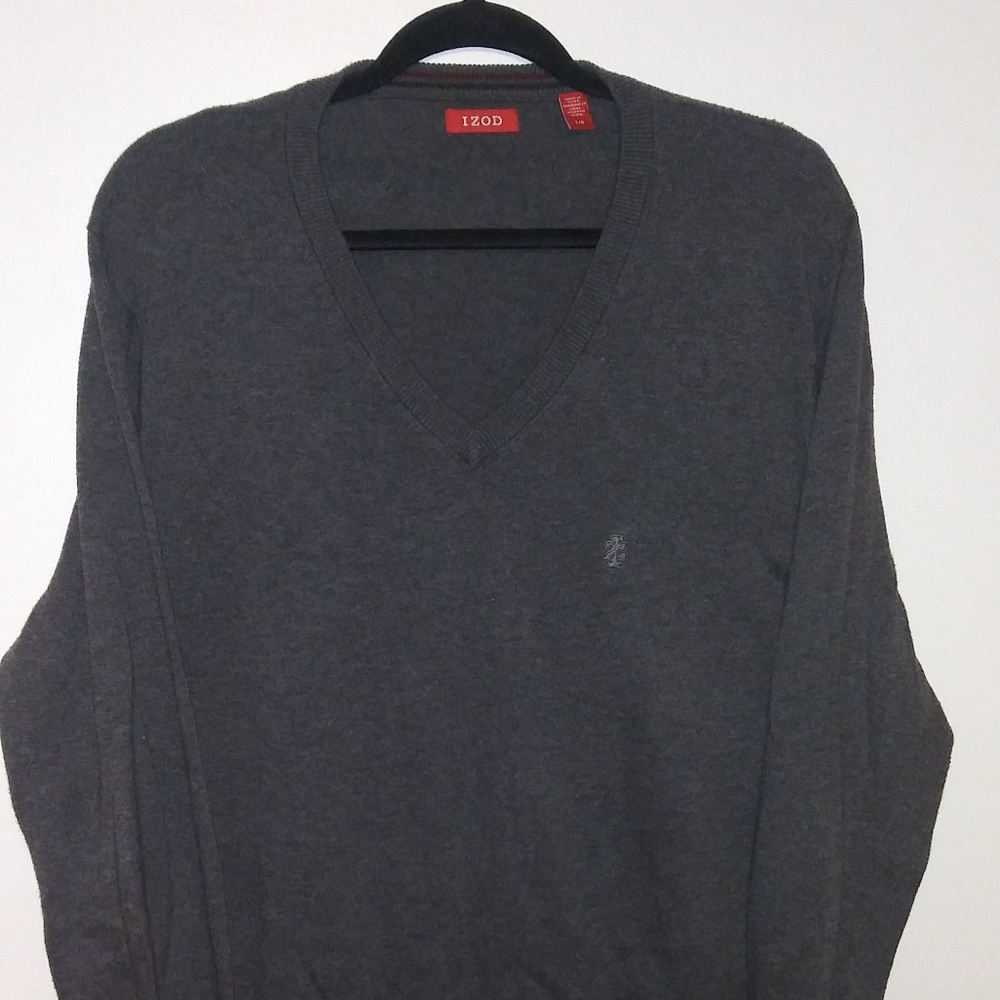 Izod sweater